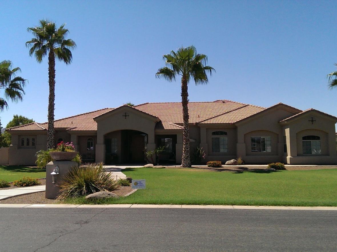 Why You Should Go Solar with Energy Solution Providers, AZ house with solar